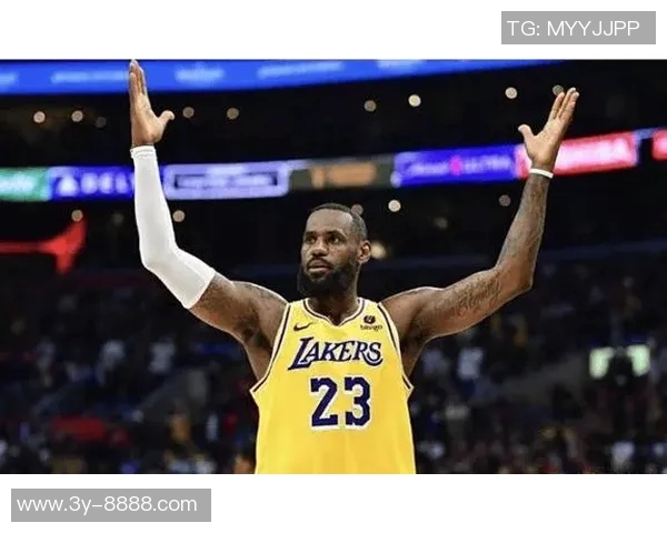 费尔斯期待与湖人交锋渴望在赛场上对决詹姆斯 费尔斯期待与湖人交锋渴望在赛场上对决詹姆斯